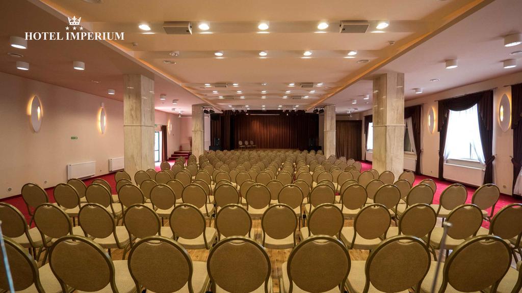 Hotel Imperium Pszczyna Ngoại thất bức ảnh